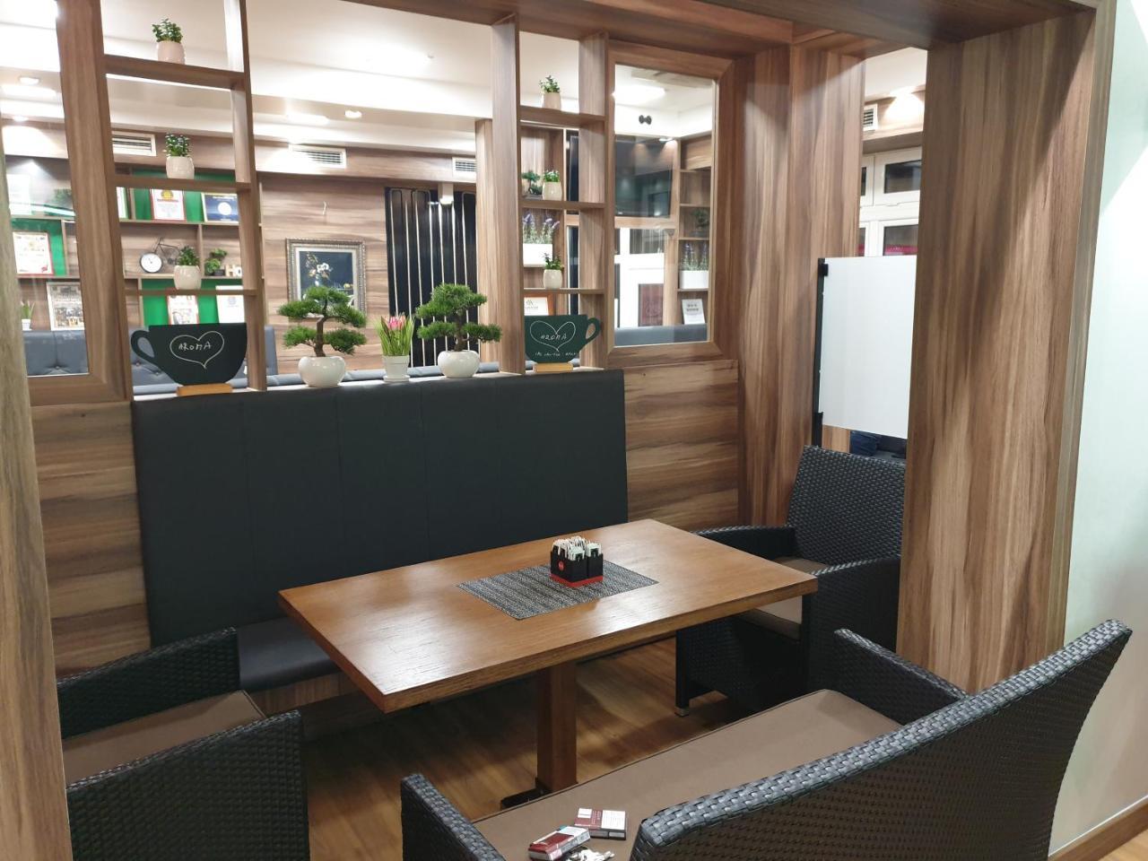 Motel Villa Aroma Orasje Luaran gambar